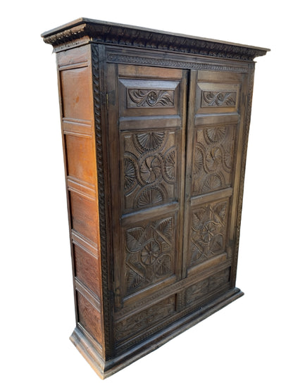 18th Century English Oak Cupboard (2026 Collection)